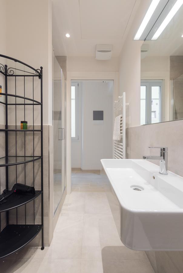 شقة Mudiva -Train Station Modern 1 Bdr Flat 1St Floor فلورنس المظهر الخارجي الصورة